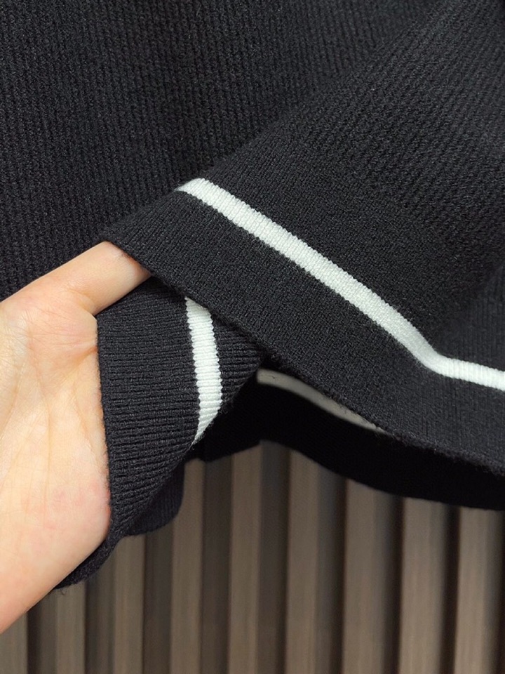 BrunelloCucinelli BC 2025ss秋冬新品翻领针织毛衣开衫夹克外套，美式穿搭经典设计