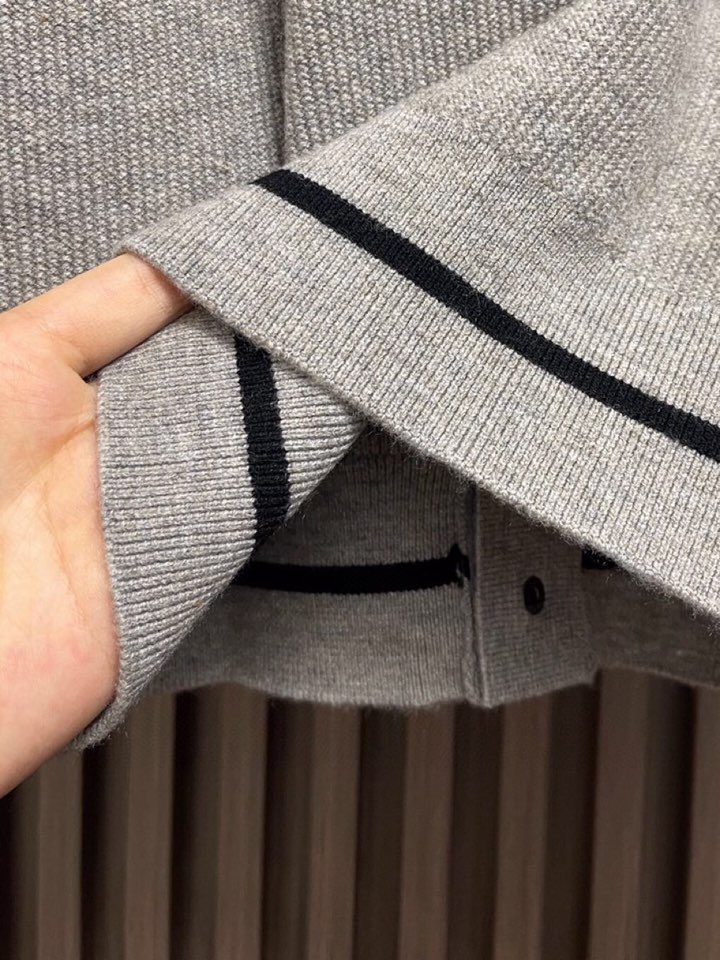 BrunelloCucinelli BC 2025ss秋冬新品翻领针织毛衣开衫夹克外套，美式穿搭经典设计