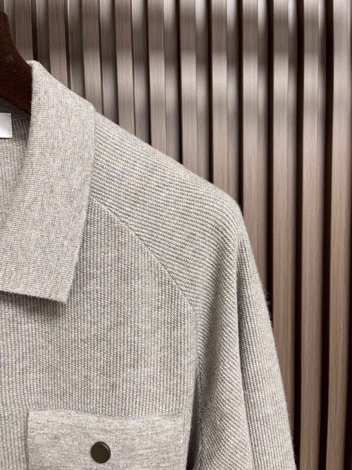 BrunelloCucinelli BC 2025ss秋冬新品翻领针织毛衣开衫夹克外套，美式穿搭经典设计