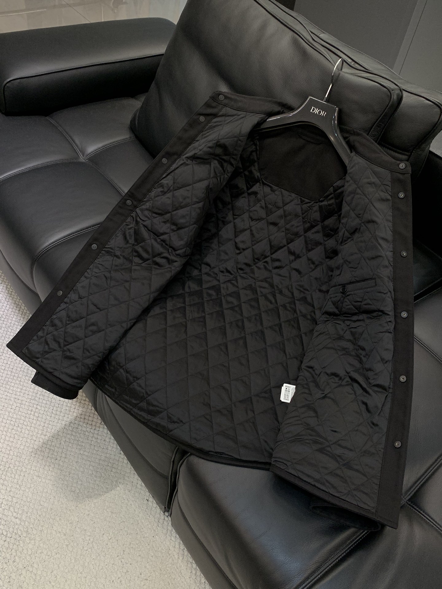 ，Dior 迪奥， 2025冬季新品，专柜同步有售，简约时尚休闲➕棉外套，原版进口面料，舒适透气，顶级刺