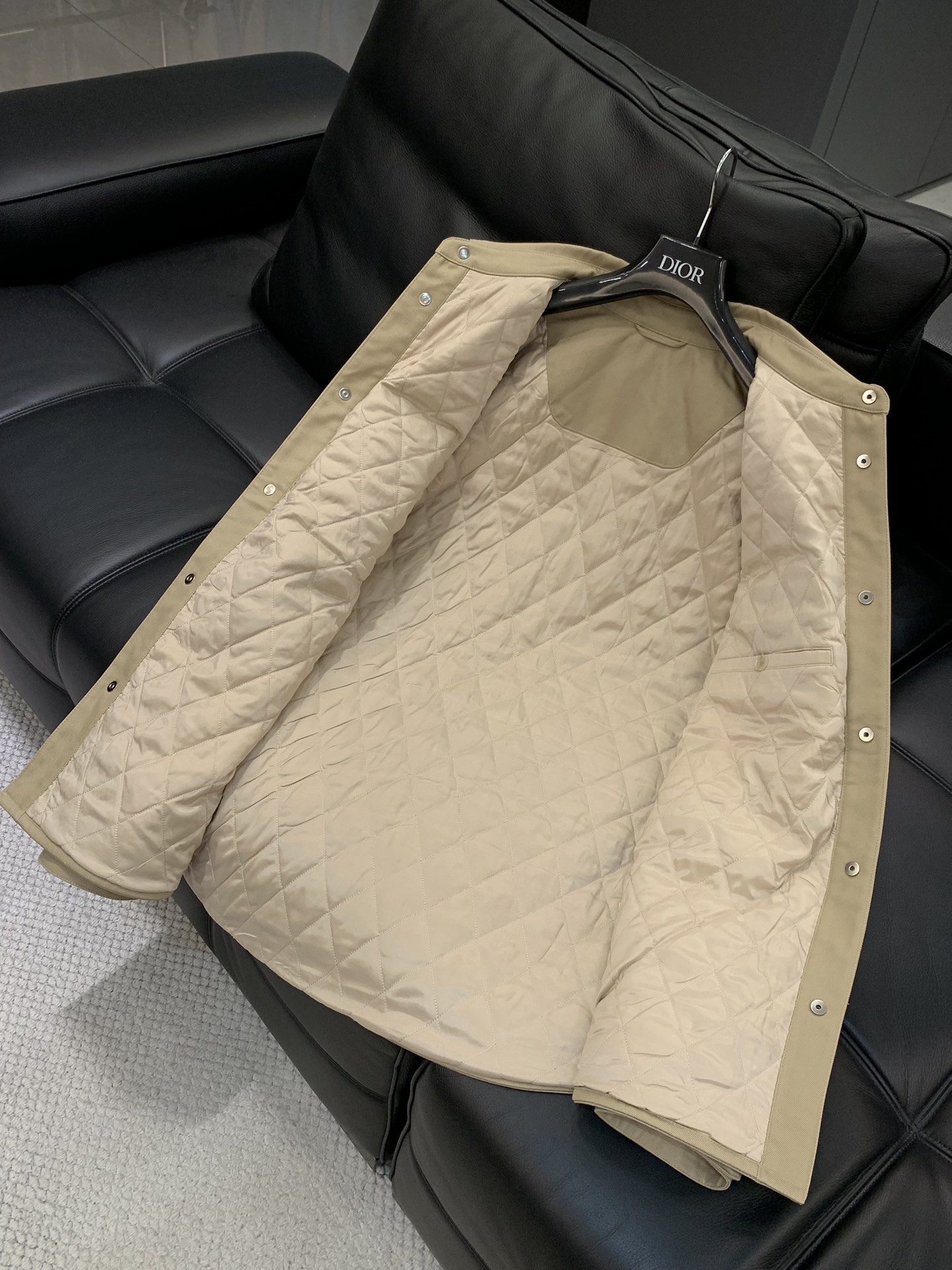 ，Dior 迪奥， 2025冬季新品，专柜同步有售，简约时尚休闲➕棉外套，原版进口面料，舒适透气，顶级刺