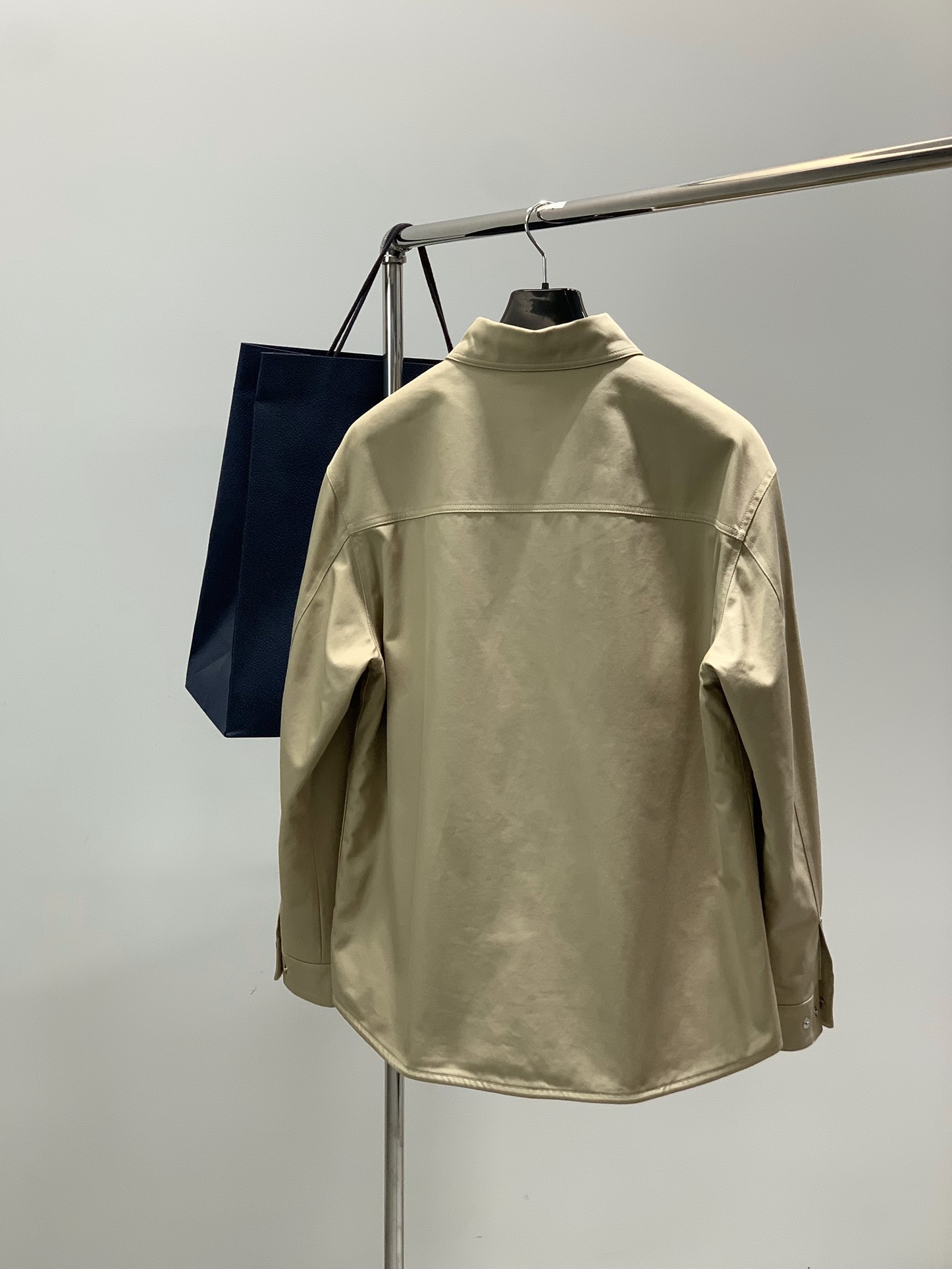 ，Dior 迪奥， 2025冬季新品，专柜同步有售，简约时尚休闲➕棉外套，原版进口面料，舒适透气，顶级刺