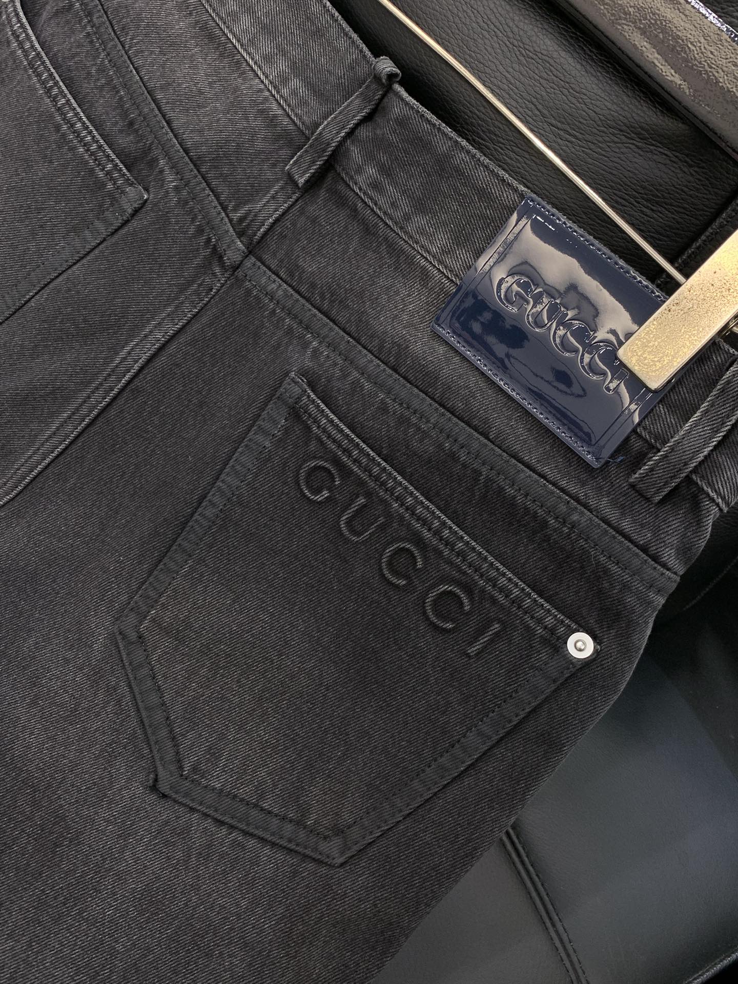 ，GUCCI 古驰，2025秋季最新品，专柜同步有售，原单狠货，水洗休闲牛仔裤，进口原版水洗弹力面料，舒