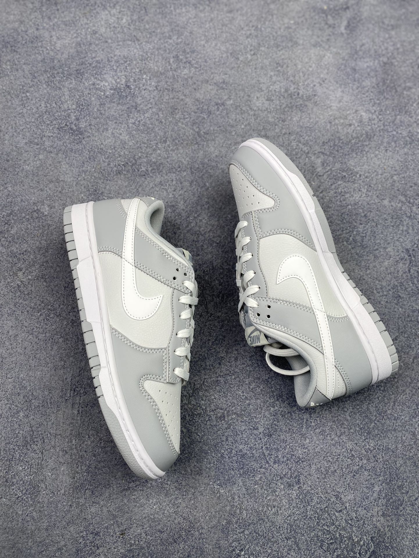 特价神版独家版型蒸餾加工帶來的是更好的视觉和脚感体验 耐克Nike SB Dunk Low Retro