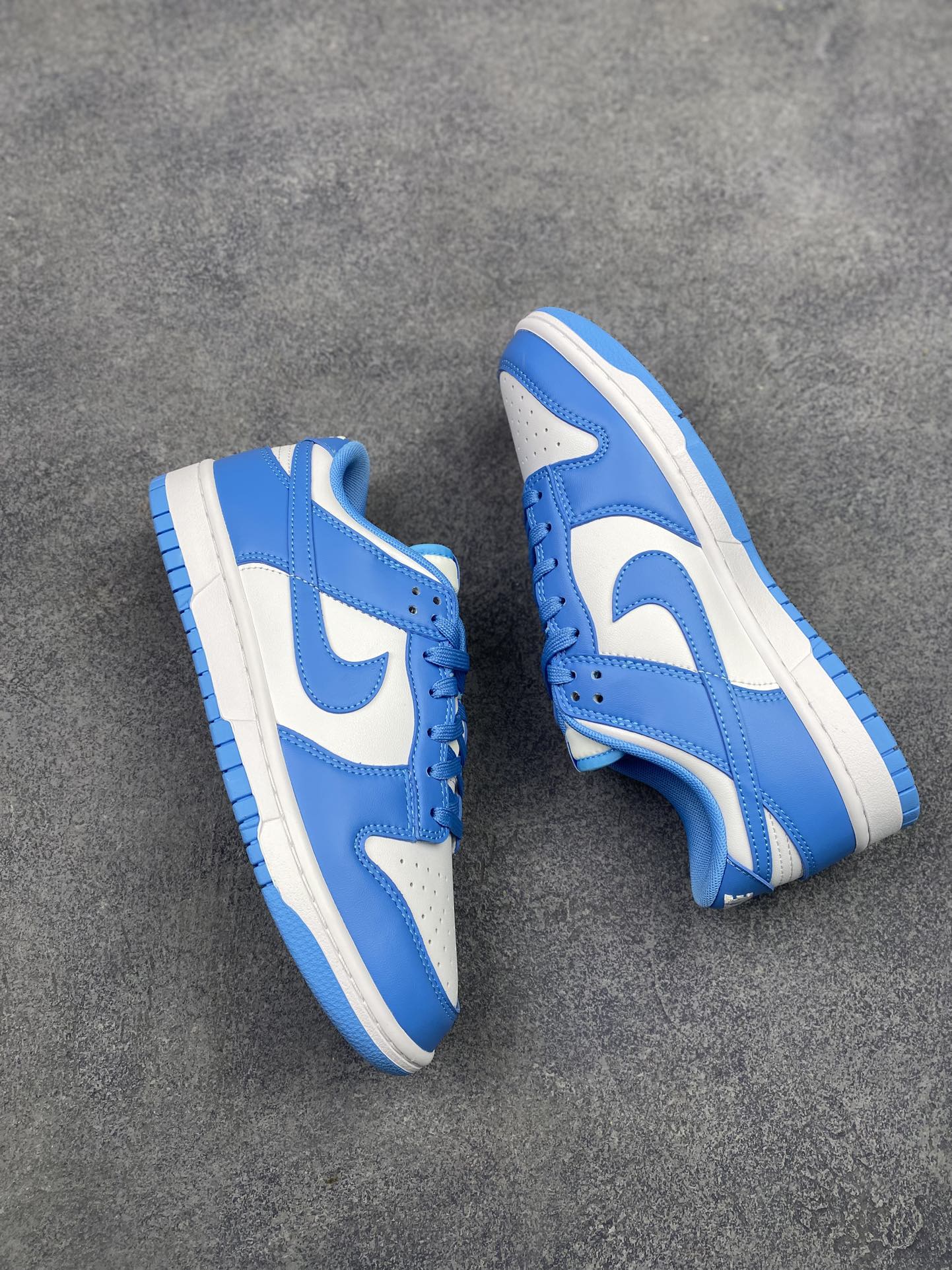 特价神版独家版型蒸餾加工帶來的是更好的视觉和脚感体验 耐克Nike SB Dunk Low Retro