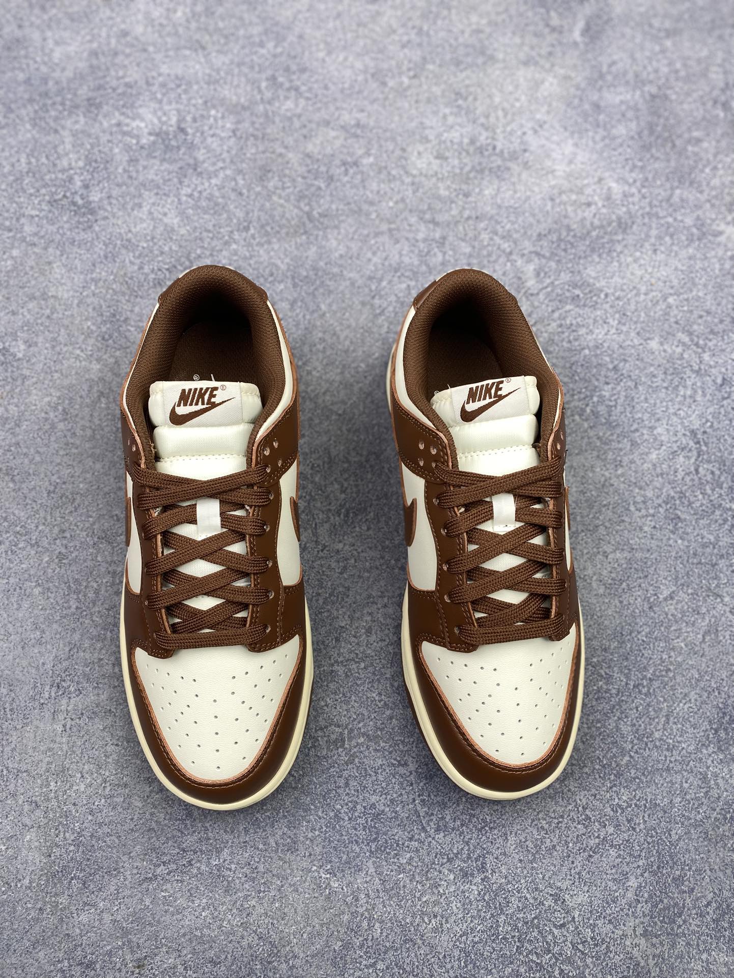 特价神版独家版型蒸餾加工帶來的是更好的视觉和脚感体验 耐克Nike SB Dunk Low Retro