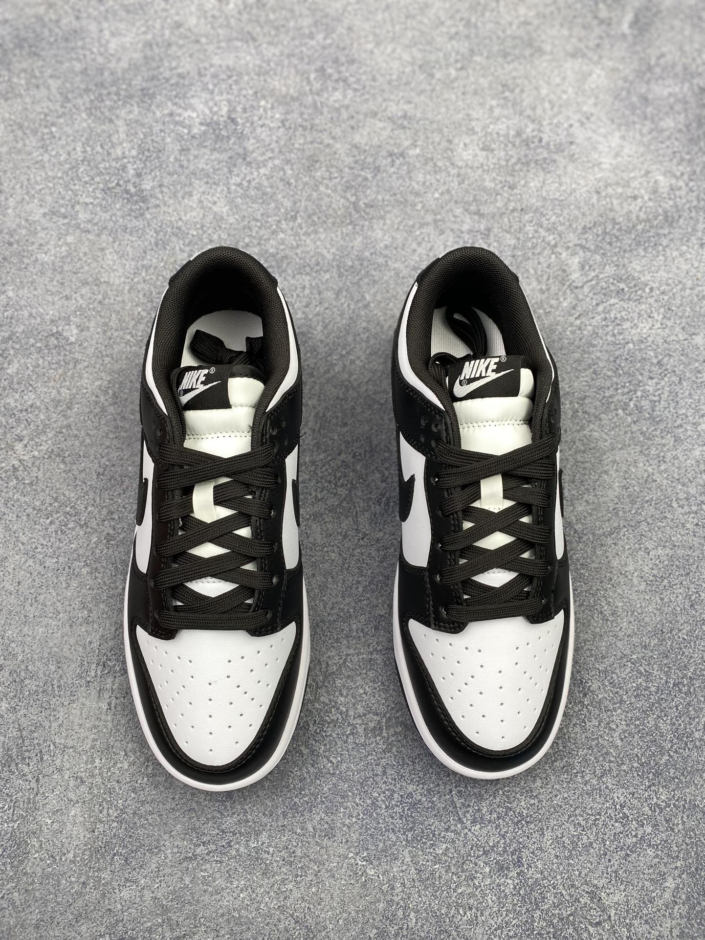 特价神版独家版型蒸餾加工帶來的是更好的视觉和脚感体验 耐克Nike SB Dunk Low Retro