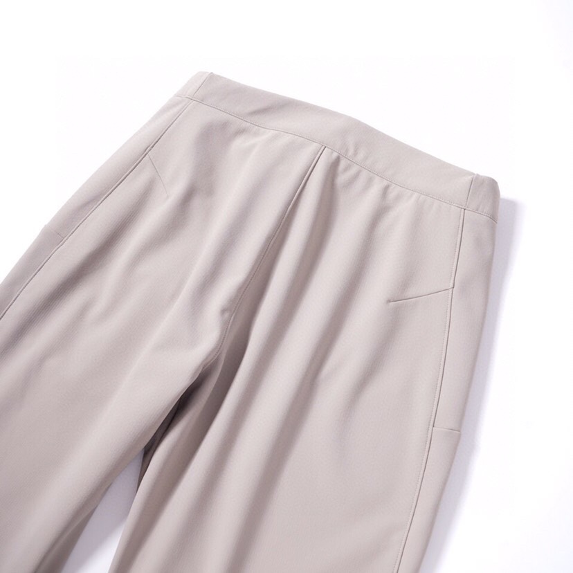 DESCENT迪桑特2025秋冬 上新 SKISTYLE系列运动休闲秋冬加厚加绒休闲裤长裤，甄选用日本东