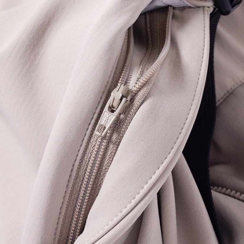 DESCENT迪桑特2025秋冬 上新 SKISTYLE系列运动休闲秋冬加厚加绒休闲裤长裤，甄选用日本东