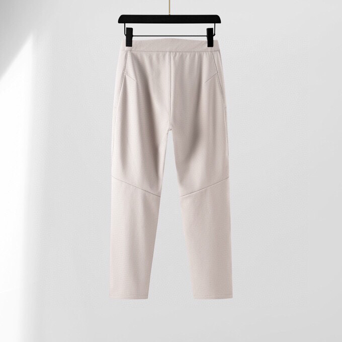 DESCENT迪桑特2025秋冬 上新 SKISTYLE系列运动休闲秋冬加厚加绒休闲裤长裤，甄选用日本东