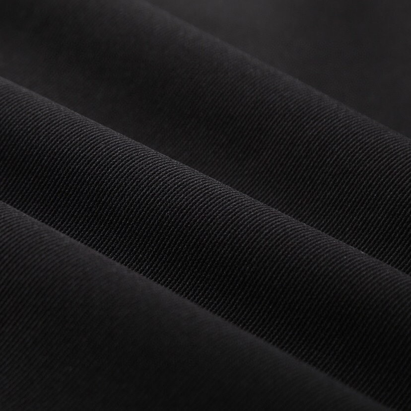 (Arcteryx）始祖鸟25年春季季男士休闲运动立领夹克外套定制面料，日本东丽轻量化提花四面弹。采用快