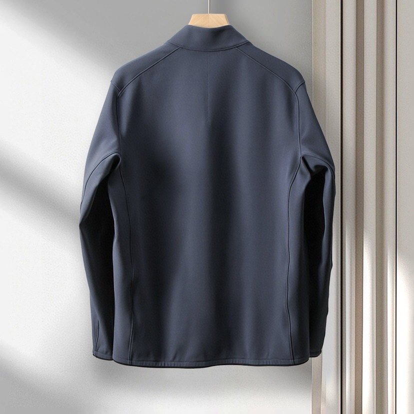 (Arcteryx）始祖鸟25年春季季男士休闲运动立领夹克外套定制面料，日本东丽轻量化提花四面弹。采用快