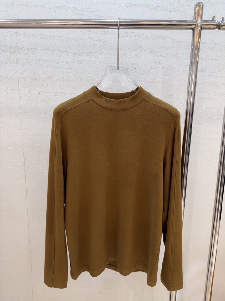 Loro Piana 诺悠翩雅lP🆕 秋冬上新小立领长袖T恤打底衫，羊毛+德绒混纺，是新升级腈纶弹力德绒