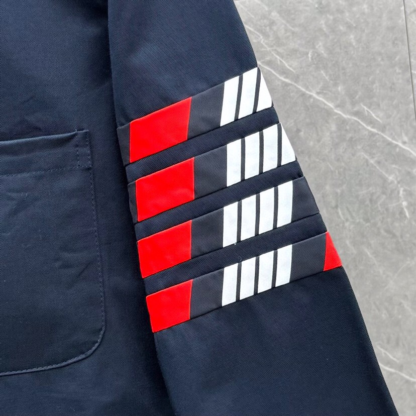THOM BROWNE 汤姆布朗 TB 彩条四杠衬衫长袖休闲夹克外套 \n码数：1-4 颜色：蓝色（下单