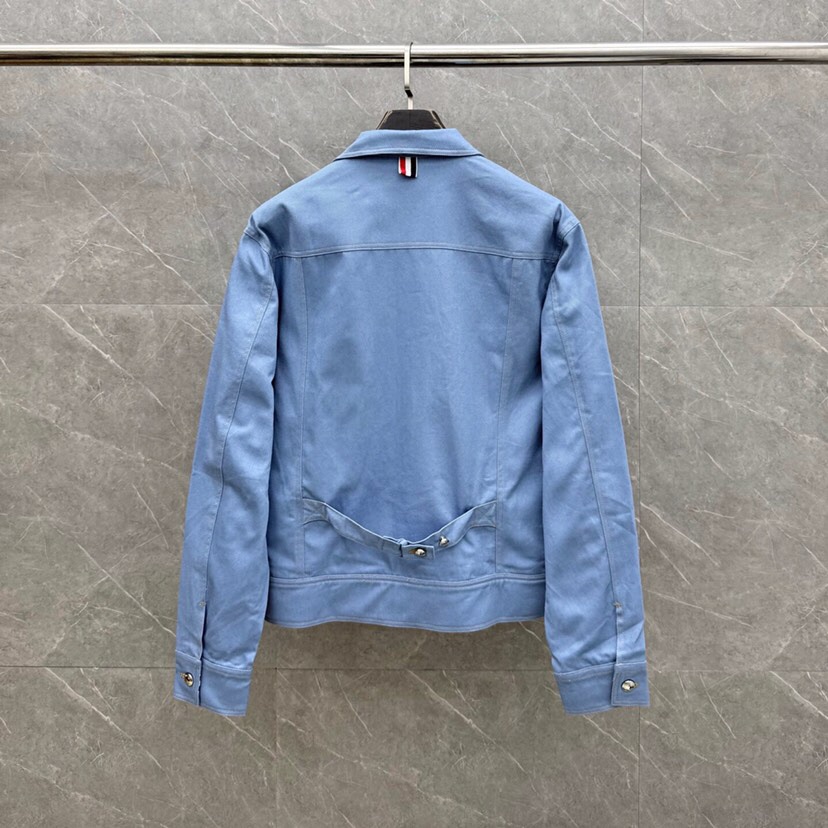 THOM BROWNE 汤姆布朗 TB丹宁牛仔工装休闲夹克外套 \n码数：1-4 颜色：杏色、浅兰（下单
