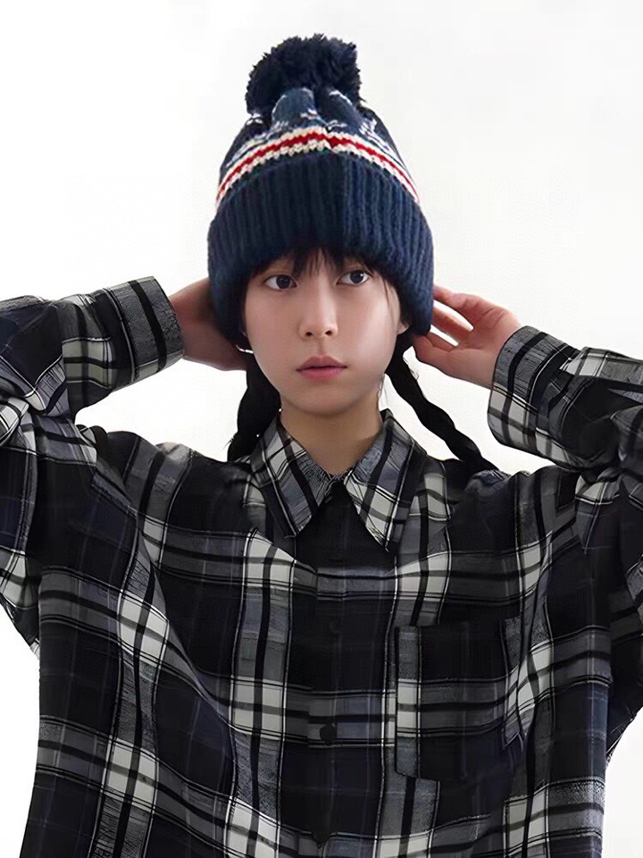 THOM BROWNE 汤姆布朗 TB 费尔岛毛球针织帽 \n码数：均码，颜色：灰色、藏青\n