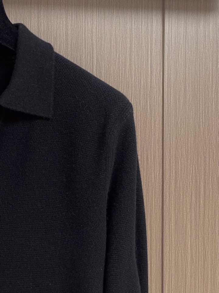 Ermenegildo Zegna 杰尼亚2025SS秋冬新款翻领长袖毛衣POLO，简约翻领勾勒利落线条