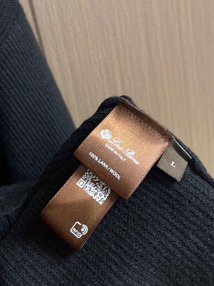 Loro Piana 诺悠翩雅lP🆕 ss秋冬新品毛领拉链针织毛衣开衫外套，毛领可拆卸设计，美式穿搭经典