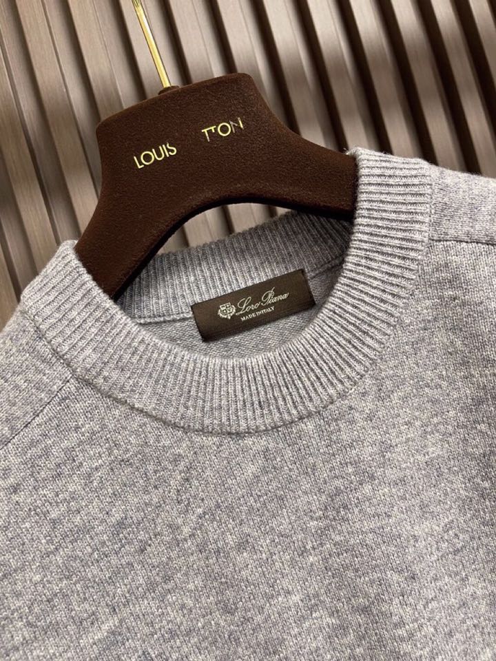 Loro Piana 诺悠翩雅lP🆕 秋冬新款针织衫圆领毛衣，针织面料质感上乘，触感柔软顺滑，亲肤性极佳