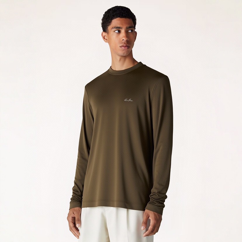 Loro Piana 诺悠翩雅lP🆕 ss秋冬新款长袖T恤打底衫，全品相！工艺采用胸前logo 刺绣设计