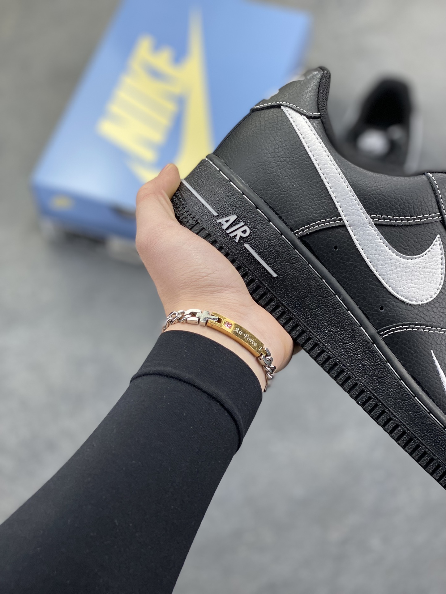 图片[6]-Nike Air Force 1 Low’07 黑银小勾 空军一号低帮休闲板鞋 定制皮料 原厂3D打印 定制鞋盒 原楦原纸板 纯正空军版型 内置全掌气垫 货号：ZH0316-154 尺码：36 36.5 37.5 38 38.5 39 40 40.5 41 42 42.5 43 44 44.5 45-选品中心