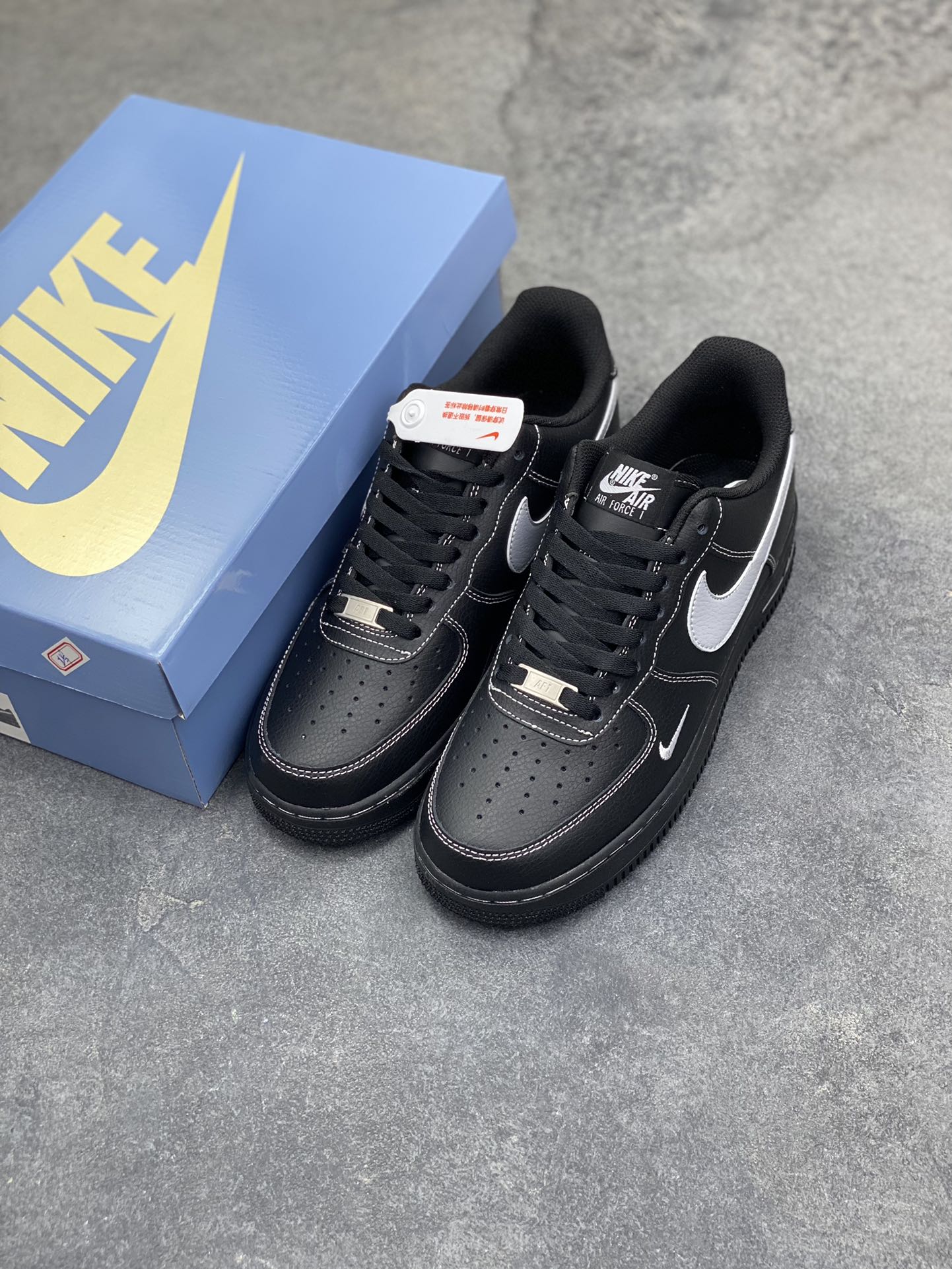 图片[8]-Nike Air Force 1 Low’07 黑银小勾 空军一号低帮休闲板鞋 定制皮料 原厂3D打印 定制鞋盒 原楦原纸板 纯正空军版型 内置全掌气垫 货号：ZH0316-154 尺码：36 36.5 37.5 38 38.5 39 40 40.5 41 42 42.5 43 44 44.5 45-选品中心