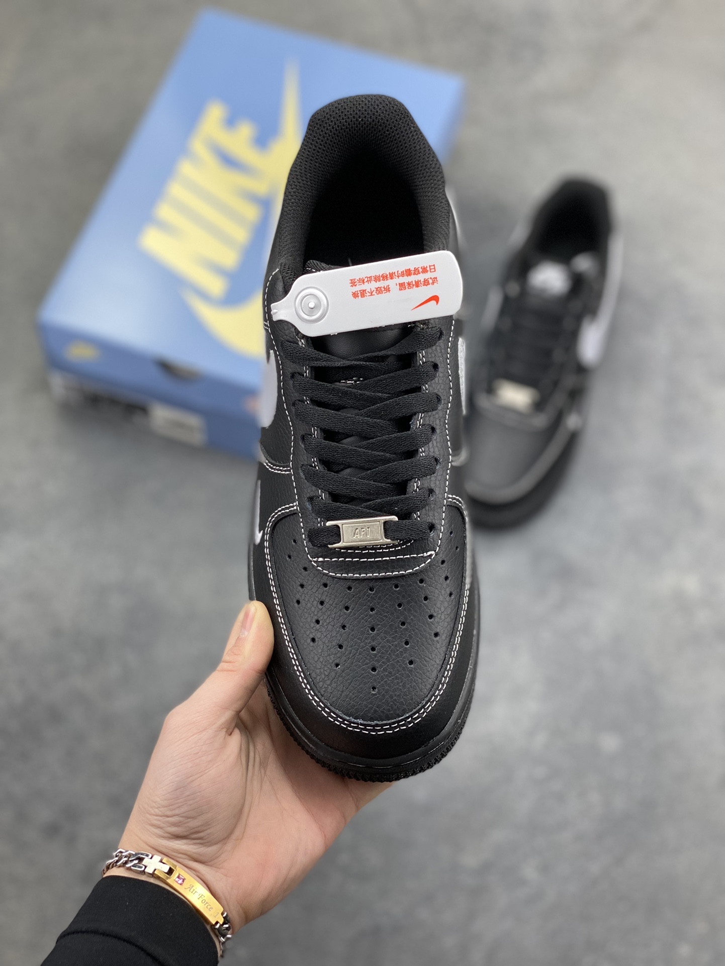 图片[2]-Nike Air Force 1 Low’07 黑银小勾 空军一号低帮休闲板鞋 定制皮料 原厂3D打印 定制鞋盒 原楦原纸板 纯正空军版型 内置全掌气垫 货号：ZH0316-154 尺码：36 36.5 37.5 38 38.5 39 40 40.5 41 42 42.5 43 44 44.5 45-选品中心