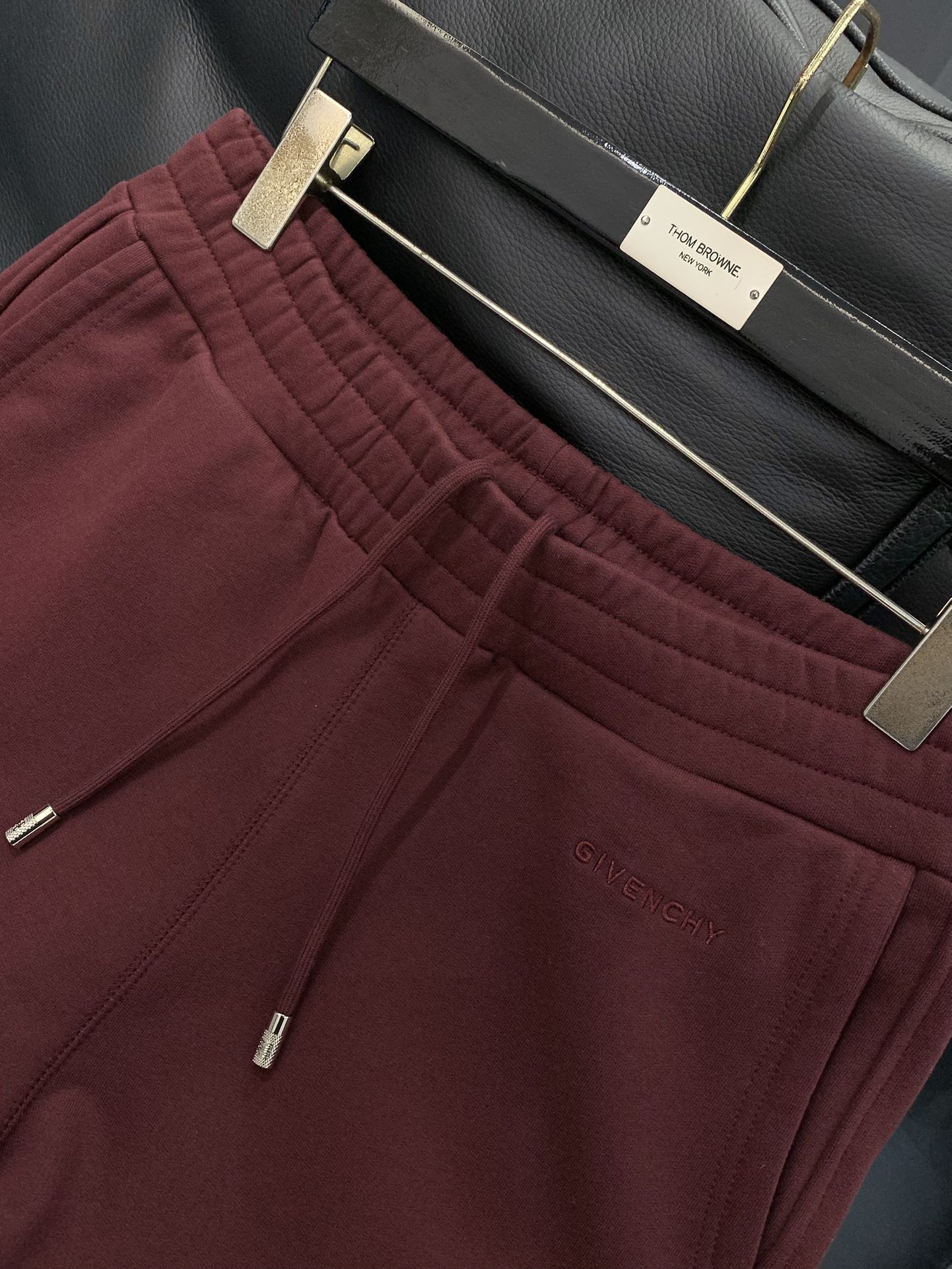 ，Givenchy 纪梵希，2025秋季最新品，炫酷时尚休闲裤，官网专柜同步有售，原单狠货，原版1：1订