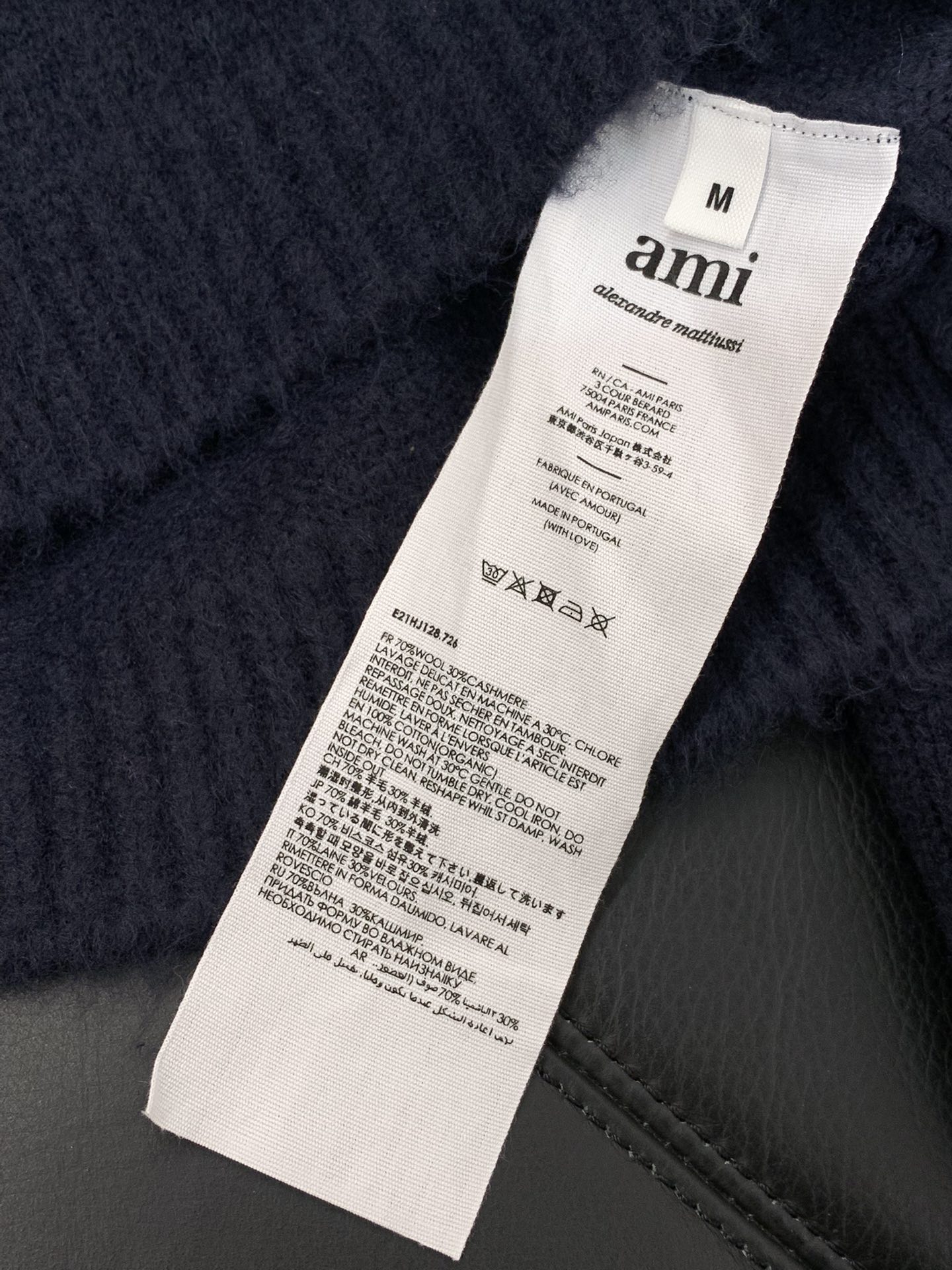 ，ami，2025冬季最新品，专柜同步有售，原单狠货，休闲时尚圆领羊毛🐏毛衣，进口原版面料，顶级刺绣🪡工