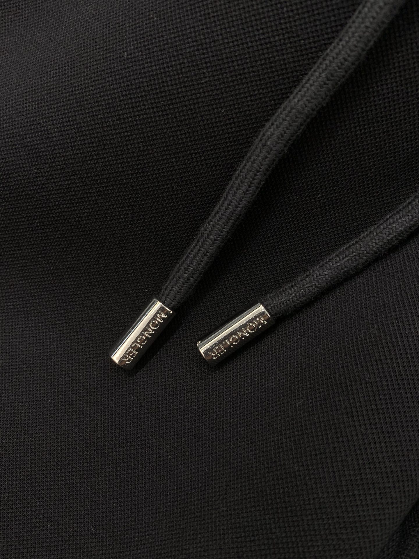 ，Moncler 蒙口，2025秋季最新品，专柜同步有售，原单狠货，时尚休闲裤，采用进口原版面料，顶级刺