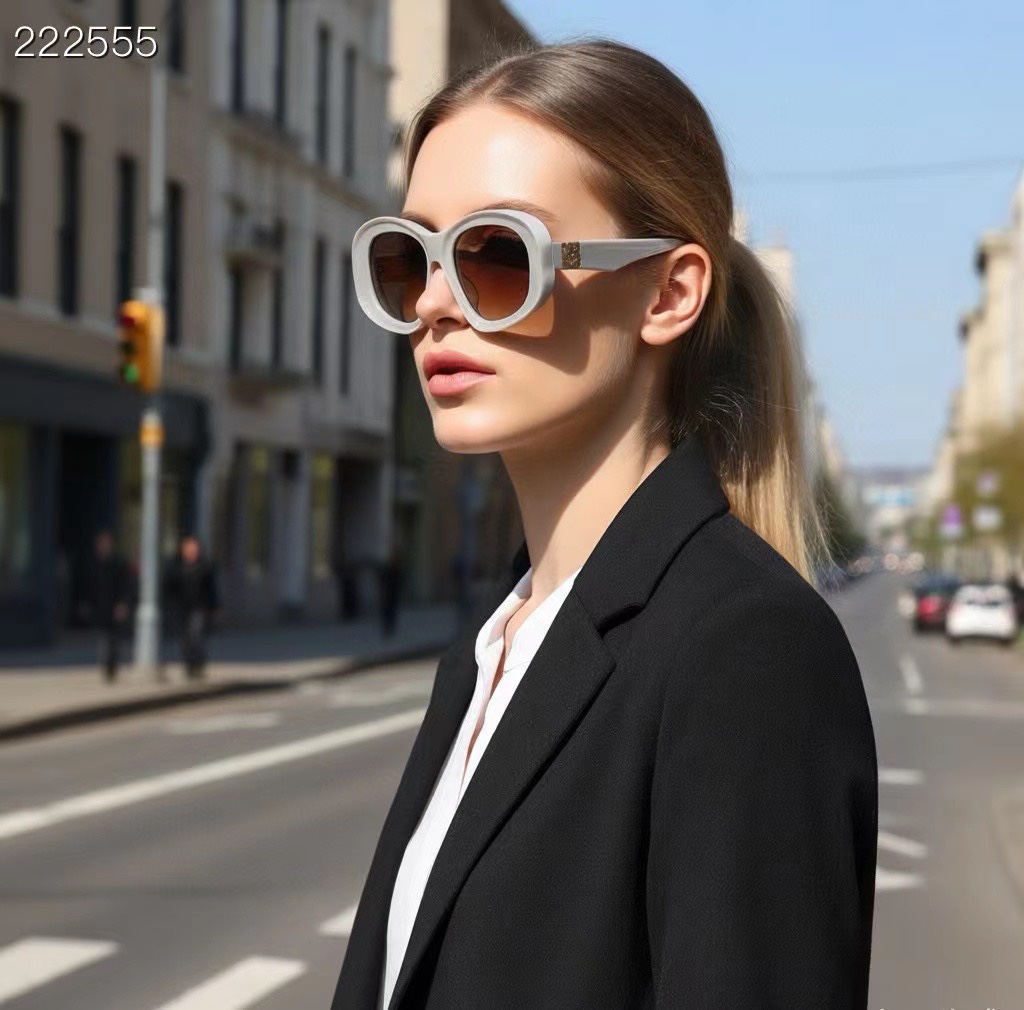 ‼️ 模特图 LOEWE🌟🌟🌟MODEL：LW40181I🌟🌟🌟SIZE：51口19-140🌟🌟🌟