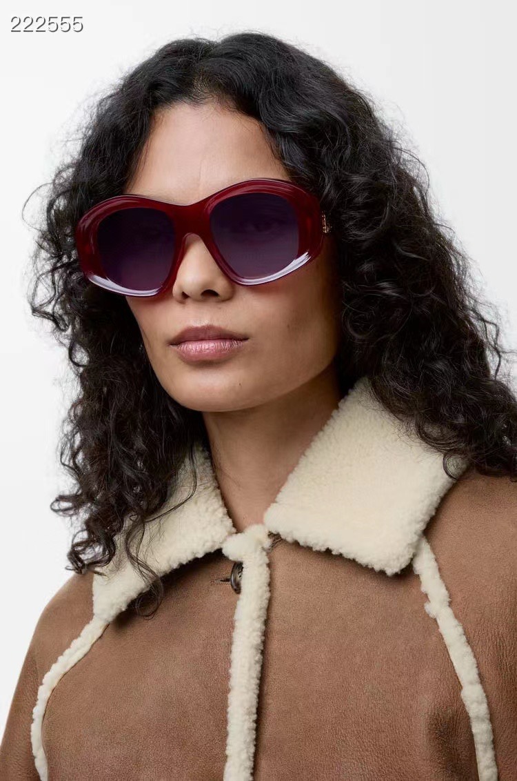 ‼️ 模特图 LOEWE🌟🌟🌟MODEL：LW40181I🌟🌟🌟SIZE：51口19-140🌟🌟🌟