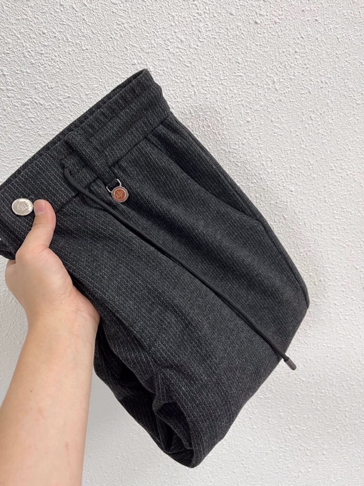 Loro Piana 诺悠翩雅lP🆕 秋冬 全品相订单，保暖有型 羊毛呢混纺松紧腰直脚休闲裤 经典百搭 