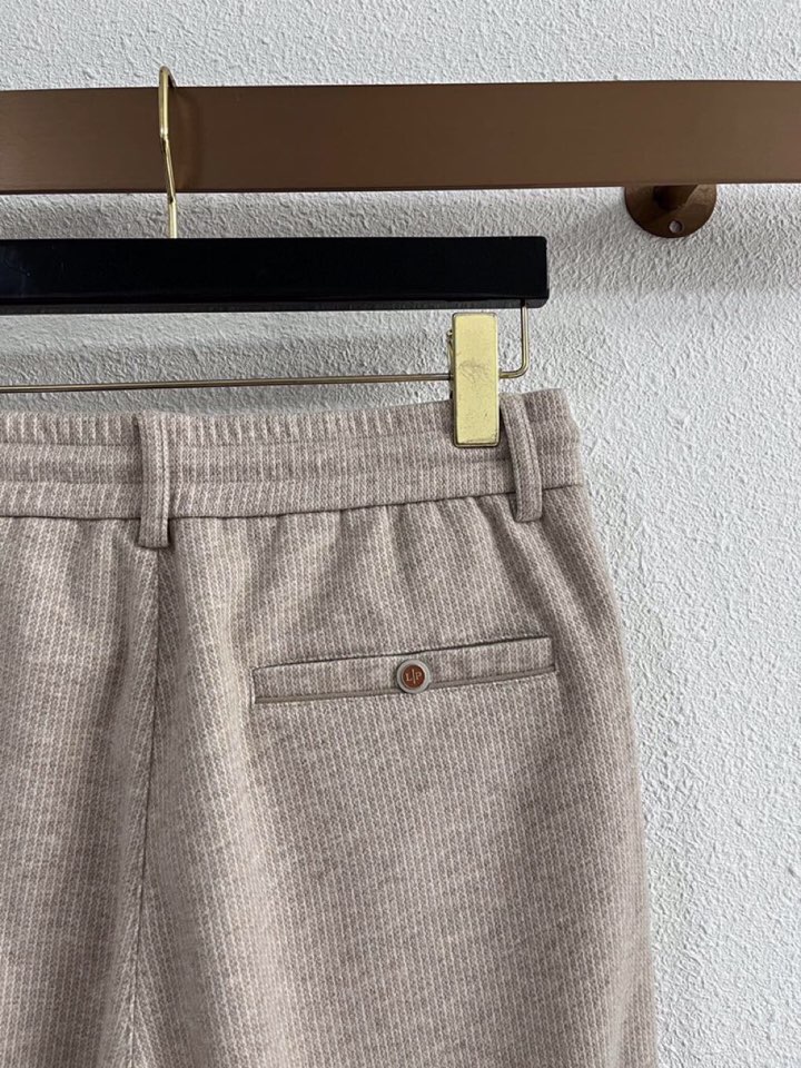 Loro Piana 诺悠翩雅lP🆕 秋冬 全品相订单，保暖有型 羊毛呢混纺松紧腰直脚休闲裤 经典百搭 