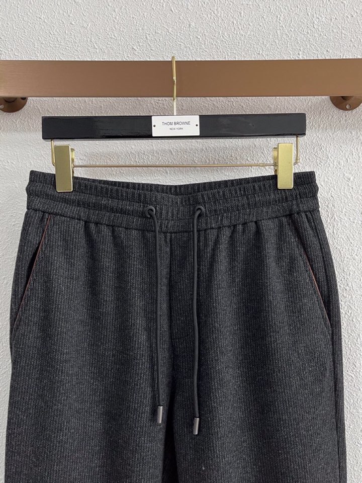 Loro Piana 诺悠翩雅lP🆕 秋冬全品相订单，保暖有型 羊毛呢混纺松紧腰直脚休闲裤 经典百搭 标