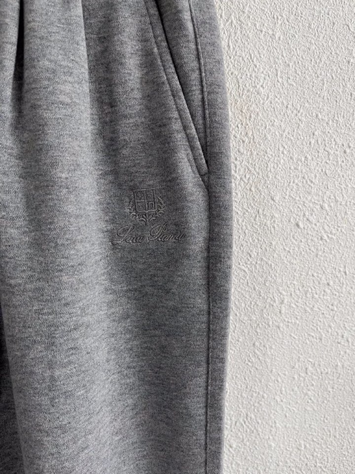 Loro Piana 诺悠翩雅lP🆕 秋冬 全品相订单，保暖有型 羊毛呢混纺松紧腰直脚休闲裤 经典百搭 