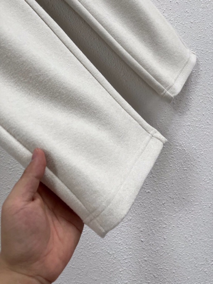 Loro Piana 诺悠翩雅lP🆕 秋冬 保暖有型高密度毛巾面混纺松紧腰直脚休闲裤 经典百搭 标志刺绣