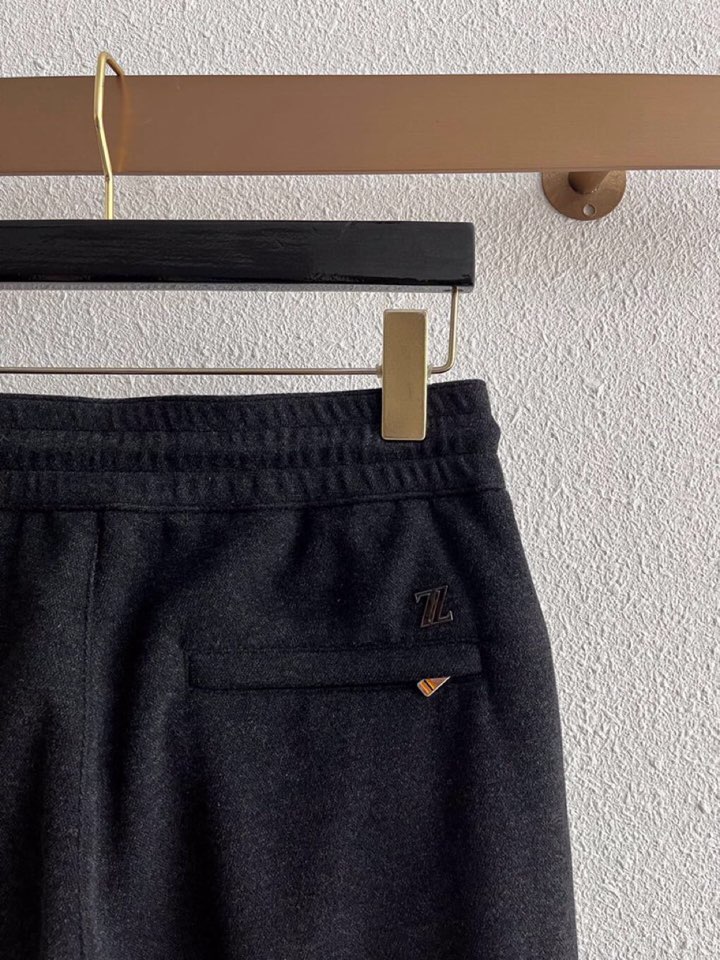 Ermenegildo Zegna 杰尼亚秋冬新款男士直筒运动裤，羊绒羊毛混纺面料休闲裤、三标齐、松紧腰