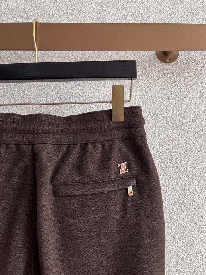 Ermenegildo Zegna 杰尼亚秋冬新款男士直筒运动裤，羊绒羊毛混纺面料休闲裤、三标齐、松紧腰