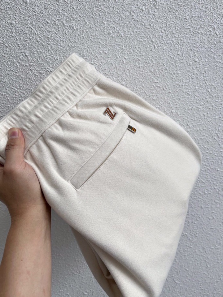 Ermenegildo Zegna 杰尼亚秋冬新款男士直筒运动裤，羊绒羊毛混纺面料休闲裤、三标齐、松紧腰