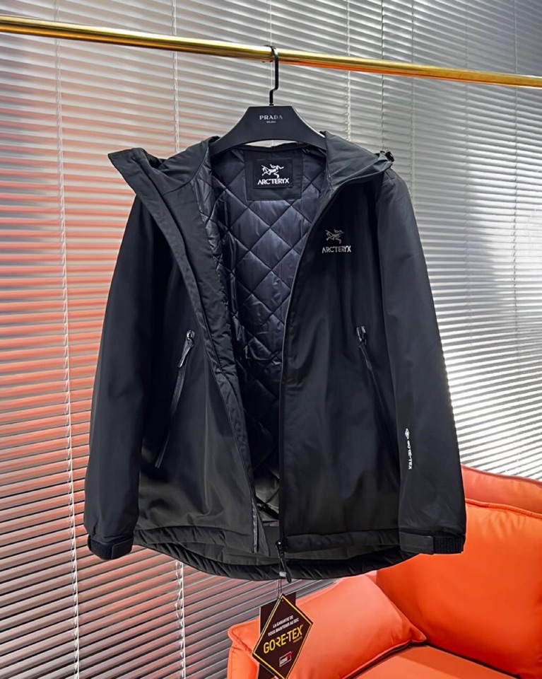 (Arcteryx）始祖鸟2025秋冬棉服夹克外套，定制原版logo五金，精致工艺面料，顶级元素融合打造