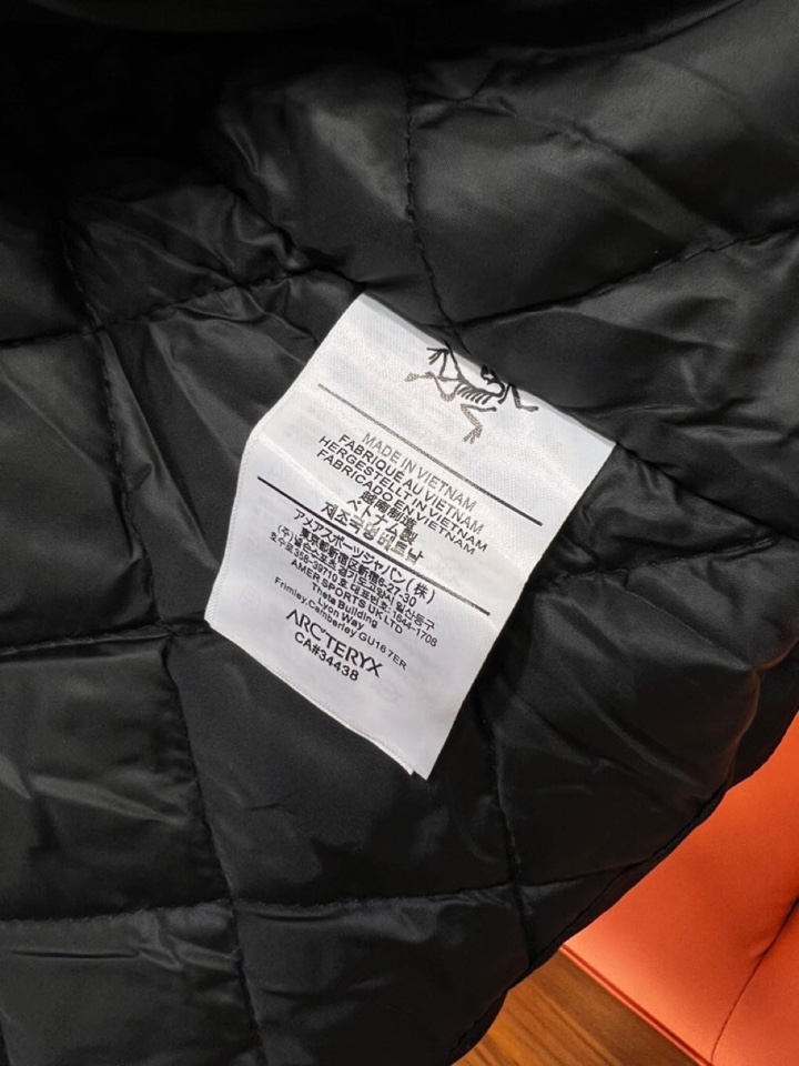 (Arcteryx）始祖鸟2025秋冬棉服夹克外套，定制原版logo五金，精致工艺面料，顶级元素融合打造