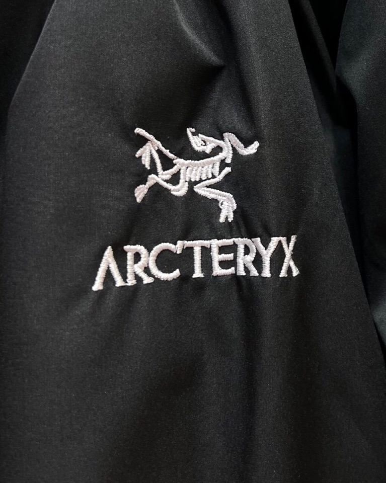(Arcteryx）始祖鸟2025秋冬棉服夹克外套，定制原版logo五金，精致工艺面料，顶级元素融合打造