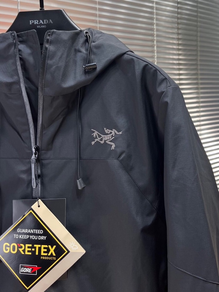 (Arcteryx）始祖鸟2025秋冬棉服夹克外套，定制原版logo五金，精致工艺面料，顶级元素融合打造