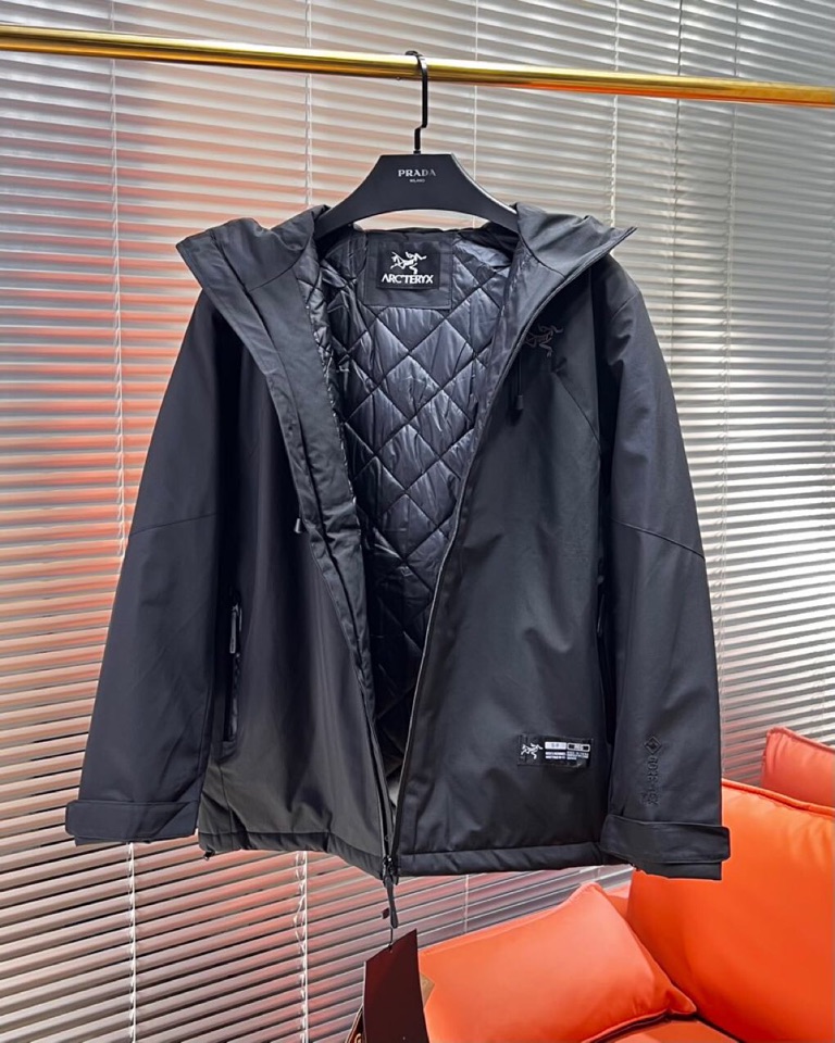 (Arcteryx）始祖鸟2025秋冬棉服夹克外套，定制原版logo五金，精致工艺面料，顶级元素融合打造