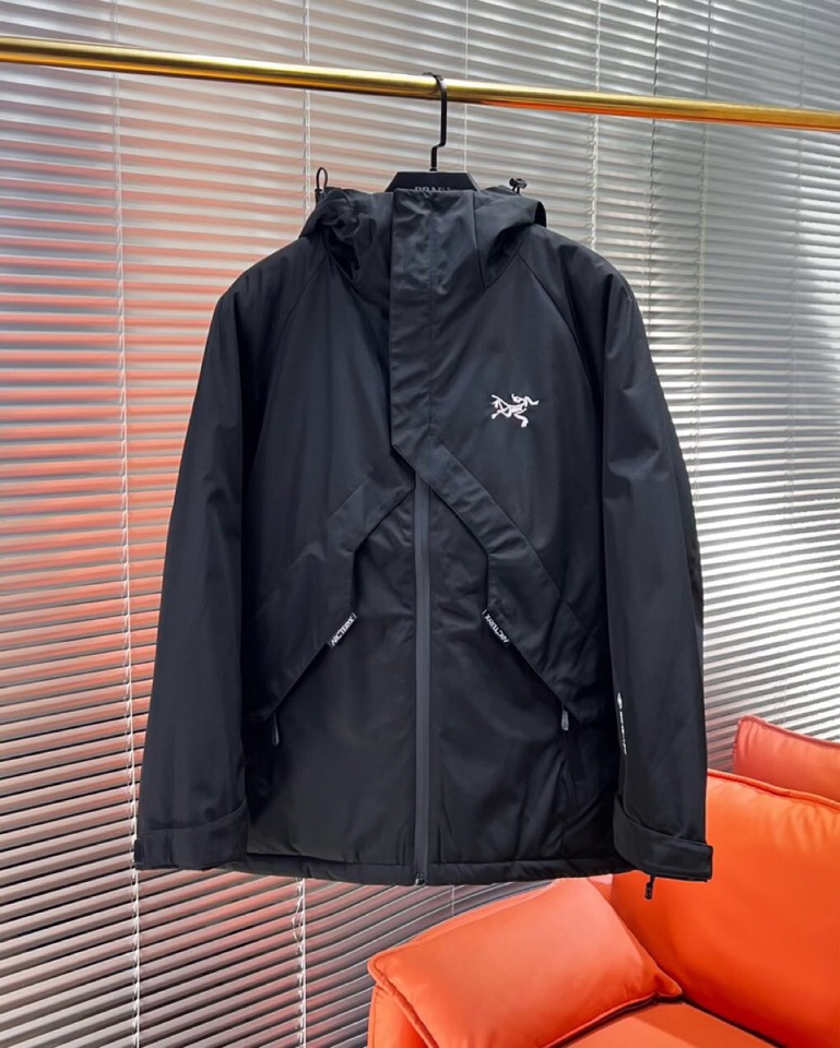 (Arcteryx）始祖鸟2025秋冬棉服夹克外套，定制原版logo五金，精致工艺面料，顶级元素融合打造