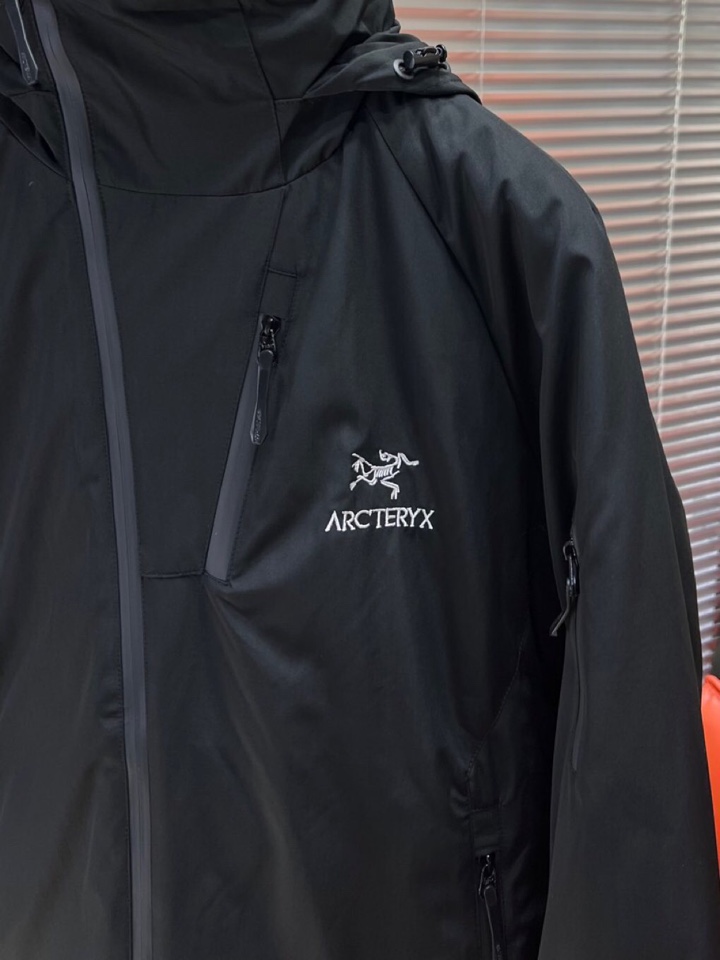 (Arcteryx）始祖鸟2025秋冬棉服夹克外套，定制原版logo五金，精致工艺面料，顶级元素融合打造