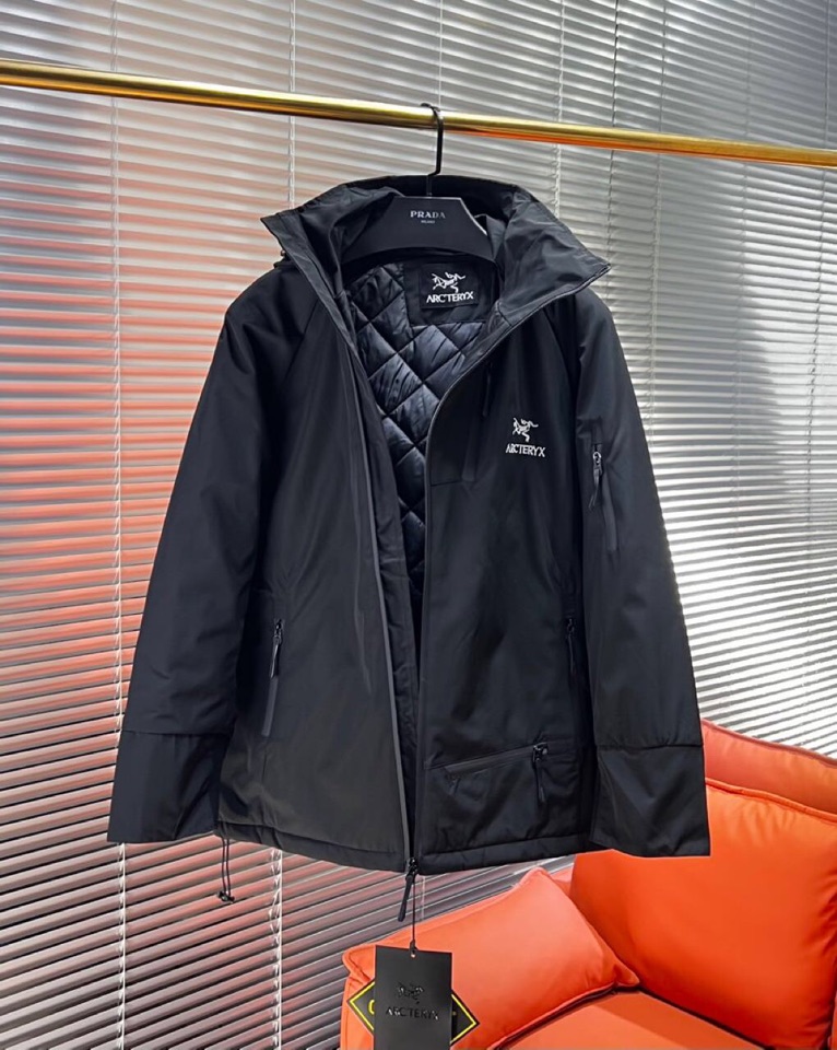 (Arcteryx）始祖鸟2025秋冬棉服夹克外套，定制原版logo五金，精致工艺面料，顶级元素融合打造