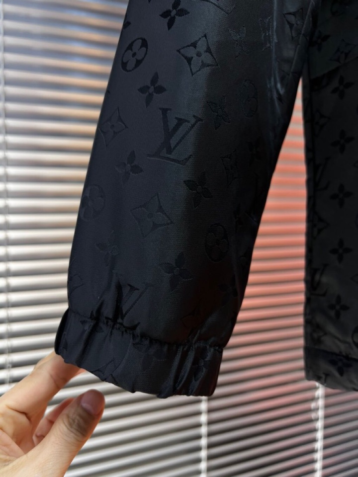 Gucci 古奇 2025秋冬棉服夹克外套，定制原版logo五金，精致工艺面料，顶级元素融合打造，潮男时