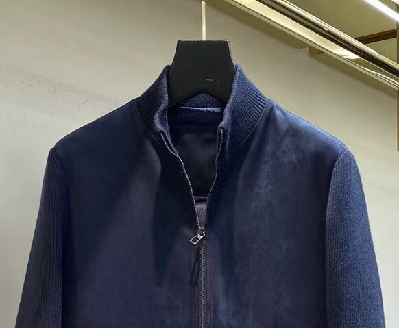 Loro Piana 诺悠翩雅lP🆕 拼接针织袖立领羽绒服；鹿皮绒立领针织料面料；不起球；新国标90白鸭
